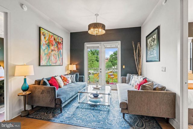 6803 CAMERON DR NW #105, Washington, DC 20012