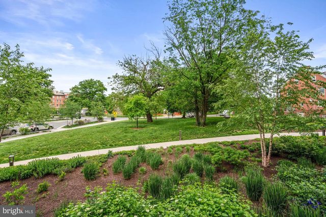 6803 CAMERON DR NW #105, Washington, DC 20012