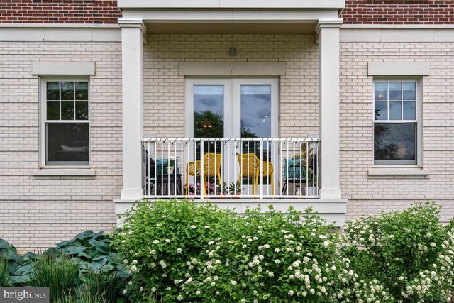 6803 CAMERON DR NW #105, Washington, DC 20012