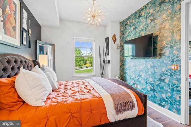 6803 CAMERON DR NW #105, Washington, DC 20012