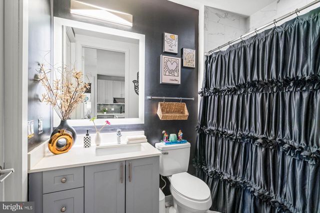 6803 CAMERON DR NW #105, Washington, DC 20012