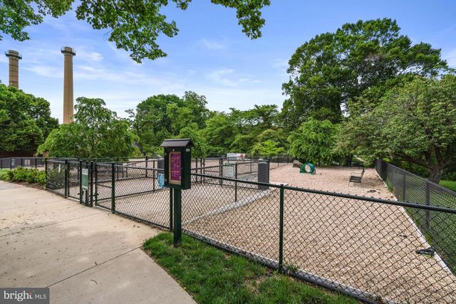 6803 CAMERON DR NW #105, Washington, DC 20012