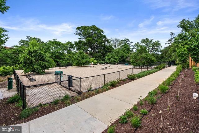 6803 CAMERON DR NW #105, Washington, DC 20012