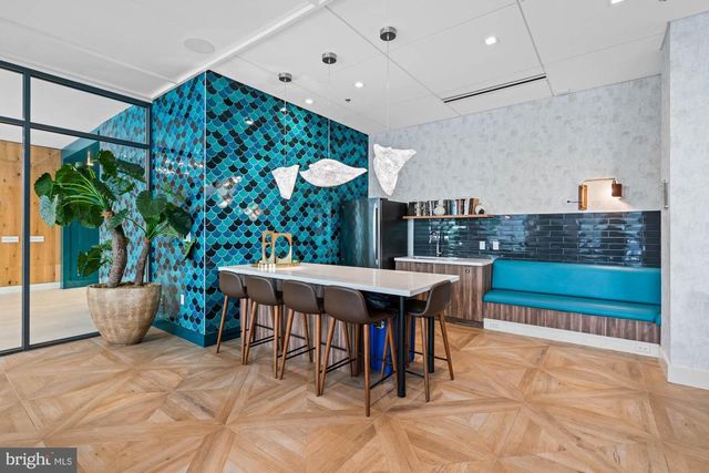 6803 CAMERON DR NW #105, Washington, DC 20012