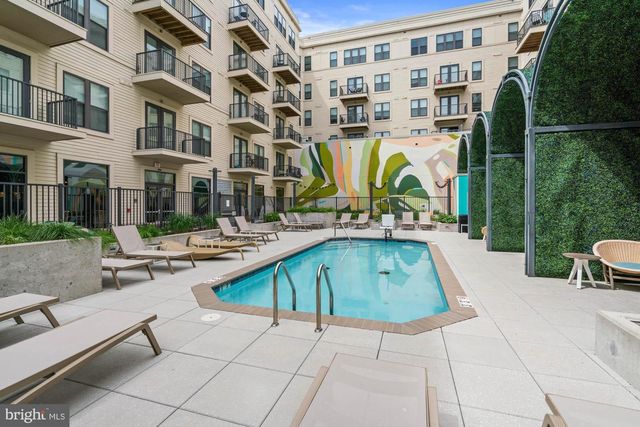 6803 CAMERON DR NW #105, Washington, DC 20012