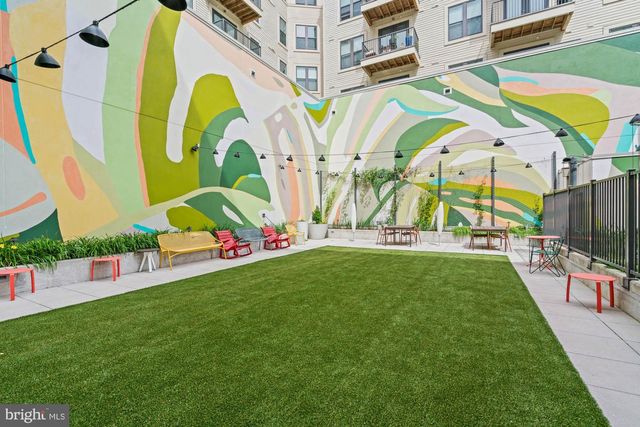 6803 CAMERON DR NW #105, Washington, DC 20012