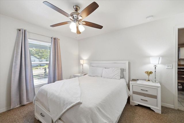 1827 48TH STREET S, St Petersburg, FL 33711