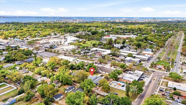 1827 48TH STREET S, St Petersburg, FL 33711