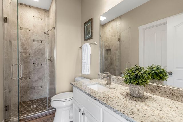 1005 Canyonwood DR, Dripping Springs, TX 78620