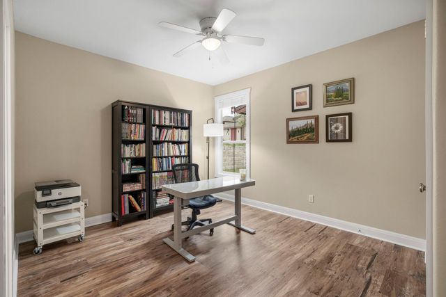 1005 Canyonwood DR, Dripping Springs, TX 78620