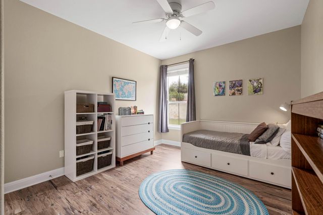 1005 Canyonwood DR, Dripping Springs, TX 78620