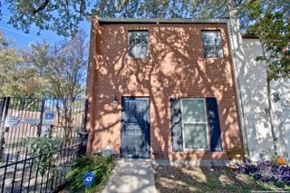 6427 Wurzbach #4, San Antonio, TX 78240