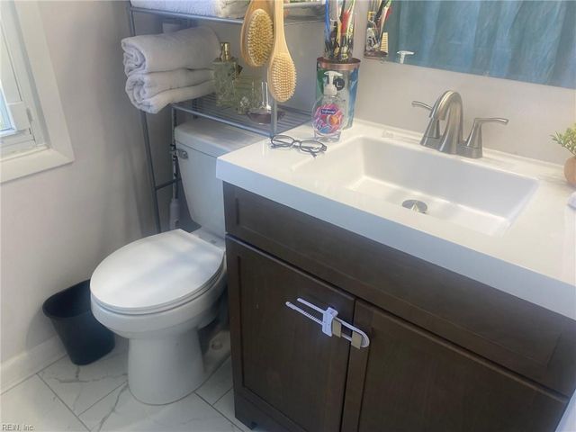 17 Janet DR, Hampton, VA 23661