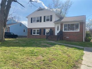 17 Janet DR, Hampton, VA 23661