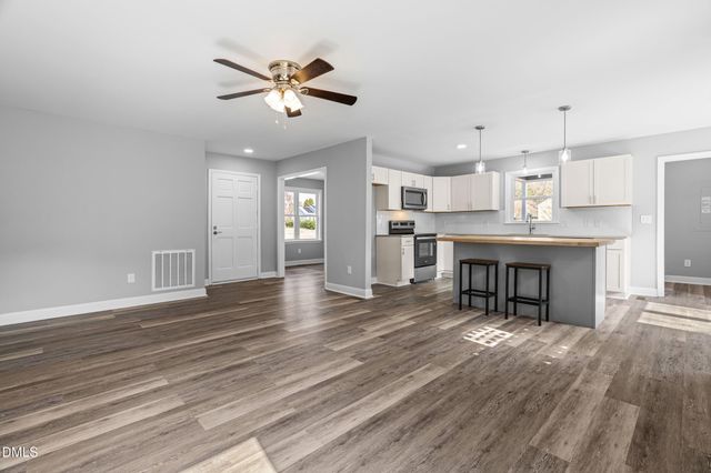 2005 Tanglewood Drive, Clayton, NC 27520