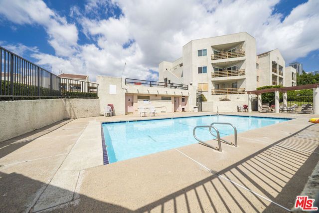 1119 Albany Street 335, Los Angeles, CA 90015