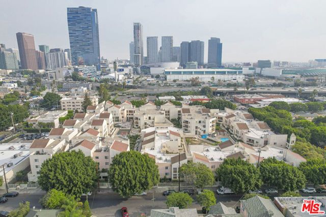 1119 Albany Street 335, Los Angeles, CA 90015