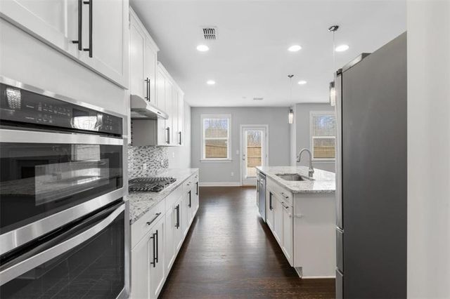 204 Cardinal Lane, Woodstock, GA 30189