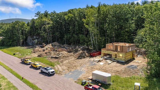 66 Rosewood Lane, Milton, VT 05468