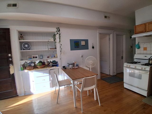 2354 S Whipple Street 2F, Chicago, IL 60623