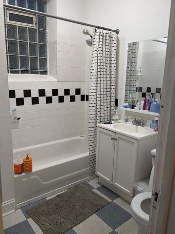 2354 S Whipple Street 2F, Chicago, IL 60623