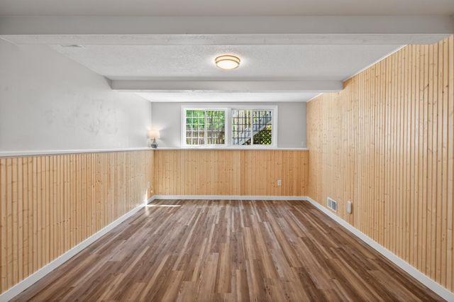 8423 Innsdale Avenue S, Cottage Grove, MN 55016