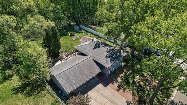 8423 Innsdale Avenue S, Cottage Grove, MN 55016