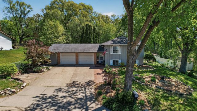 8423 Innsdale Avenue S, Cottage Grove, MN 55016