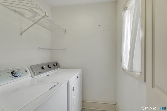 19 Whitehall Lane, Groton, CT 06355