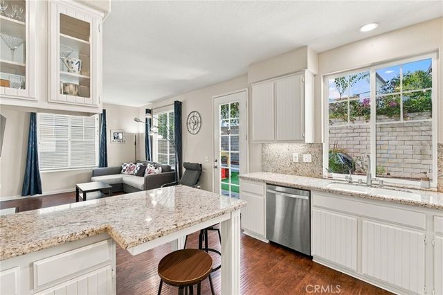 23301 Anacapa, Valencia, CA 91354