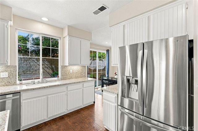 23301 Anacapa, Valencia, CA 91354