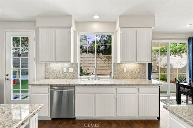 23301 Anacapa, Valencia, CA 91354