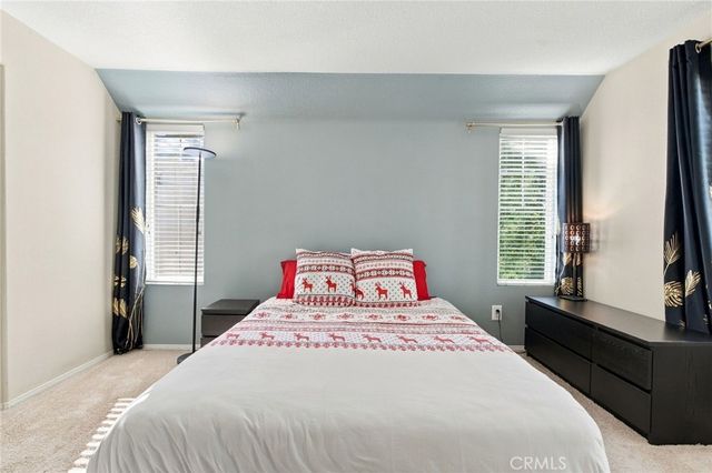 23301 Anacapa, Valencia, CA 91354