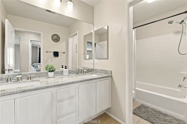 23301 Anacapa, Valencia, CA 91354
