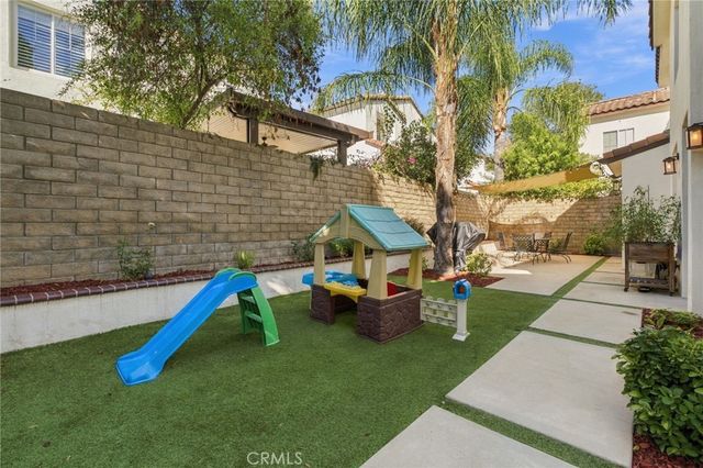 23301 Anacapa, Valencia, CA 91354
