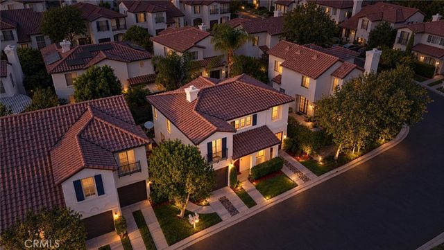 23301 Anacapa, Valencia, CA 91354
