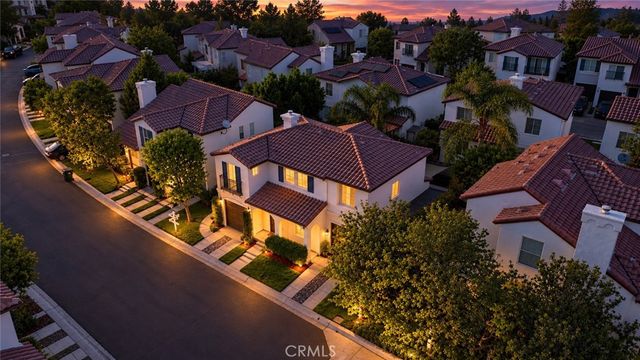 23301 Anacapa, Valencia, CA 91354