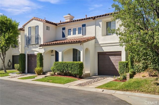 23301 Anacapa, Valencia, CA 91354