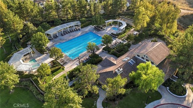 23301 Anacapa, Valencia, CA 91354