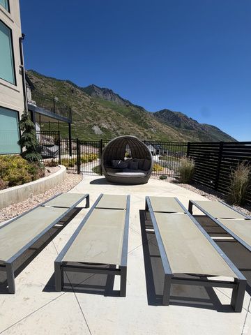 1345 N ROYAL OAK DR, Alpine, UT 84004