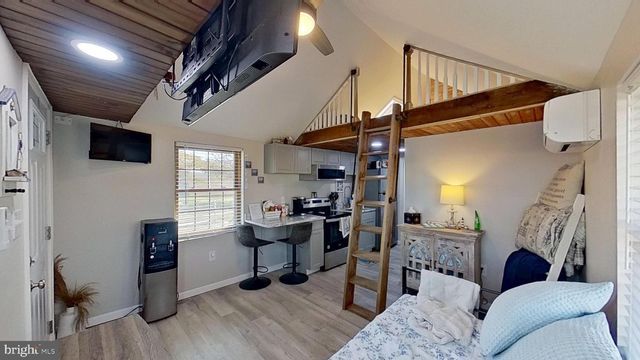 58 HUBBARD AVE, Frederica, DE 19946