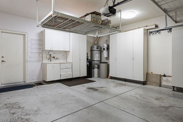 2006 Poppywood Avenue, Henderson, NV 89012