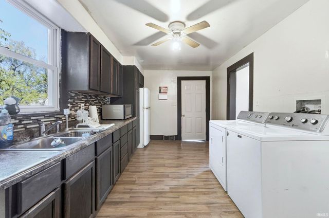 736 Woodlawn Avenue, Huntington, IN 46750