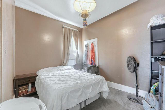 736 Woodlawn Avenue, Huntington, IN 46750