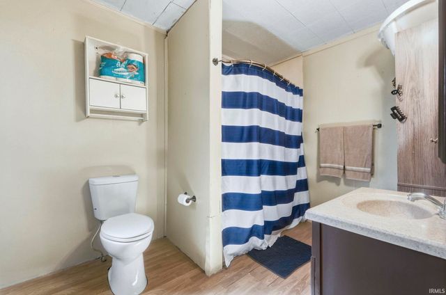 736 Woodlawn Avenue, Huntington, IN 46750