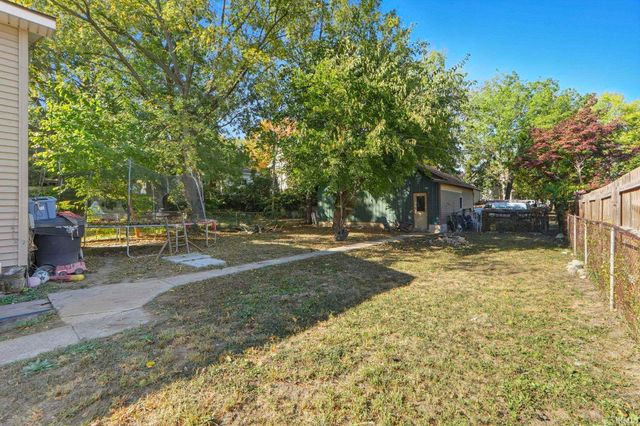 736 Woodlawn Avenue, Huntington, IN 46750