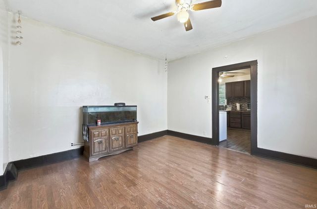 736 Woodlawn Avenue, Huntington, IN 46750