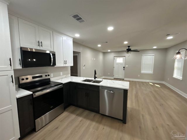 721 W Jordan St, Pensacola, FL 32501