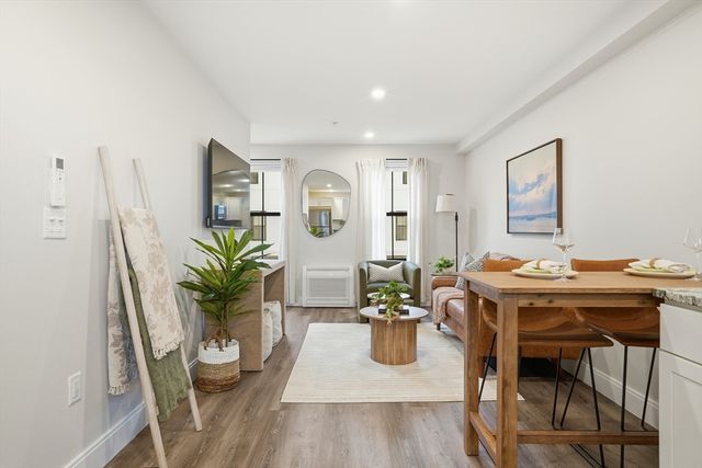 7 Water Street 4, Plymouth, MA 02360