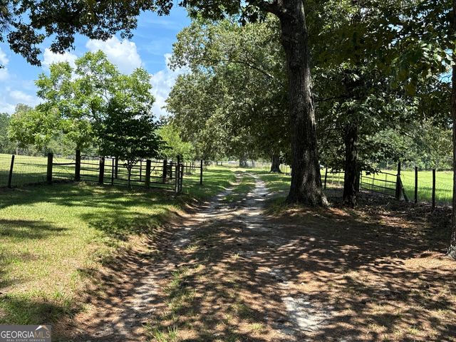 3978 WC Hodges Road, Statesboro, GA 30461